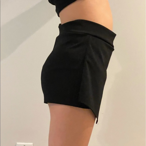 Cheryl Kids Black Skort Size Large - Picture 5 of 5